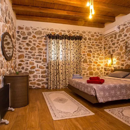 In The Woods Villa Kolymbia