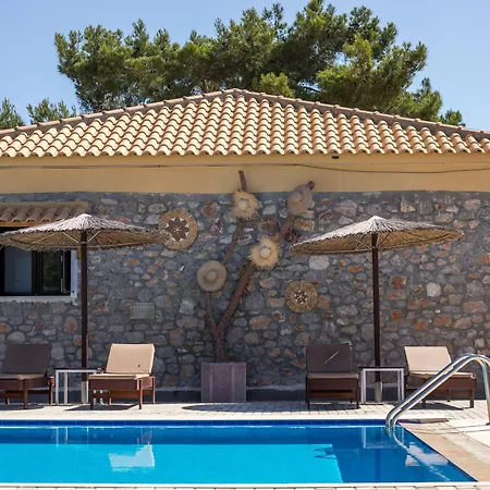 In The Woods Villa