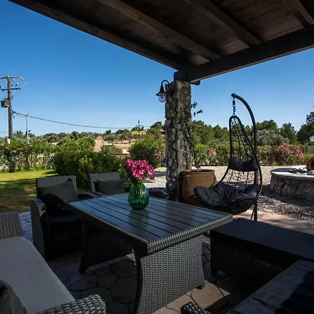 فيلة In The Woods