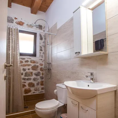 فيلة In The Woods